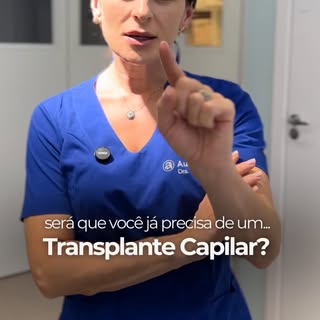 Se as entradas já começaram a te incomodar...
não espera elas aumentarem pra agir.
Porque a calvície