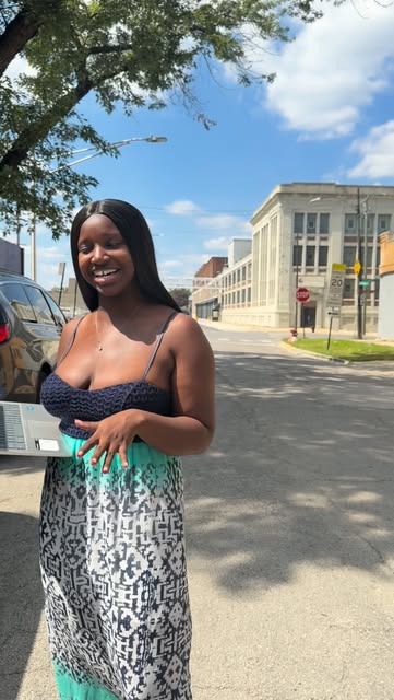 Born and raised on the South Side of Chicago. 🥹🏢

If you told that 13-year-old girl making custom 