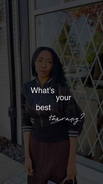 A little texturizing + smooth styling + LOTS of movement = hair therapy! 

Sometimes the best therap