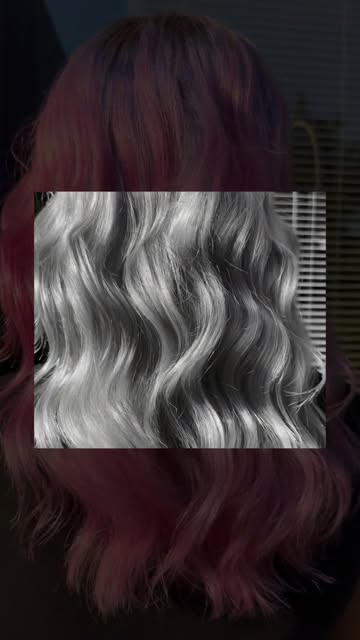 💕 PINK? WHY NOT! 💕

Gewoon omdat het kan. En omdat het héél cool is. 🔥

Geblondeerd haar en zin i