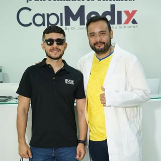 ¿Sientes que tu cabello está perdiendo fuerza, se te cae con facilidad y cada vez se ve más poco cab