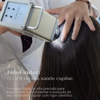 No meu consultório, não trabalhamos com suposições. 

O FotoFinder nos permite enxergar o que os olh