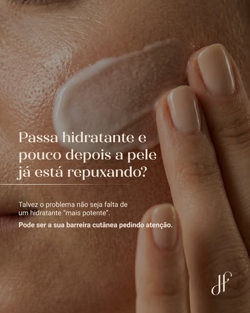Quando a pele está sensibilizada, trocar de hidratante repetidamente nem sempre resolve.

Vale obser