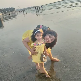 Sunset through her eyes in MUMBAI, a city where I got to know that I was going to be MUM (and a BAI)