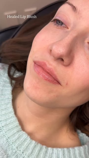 Would you trust me with your lip blush color? 👄
 
This is one healed session! How natural and fresh