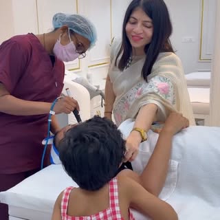 New Look Aesthetic Clinic 
• Advanced skin & aesthetic treatments
• Personalized care for glowing, h