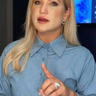 Seu cabelo está afinando depois que você começou a emagrecer? 

Não ignore esse sinal!

Talvez você 