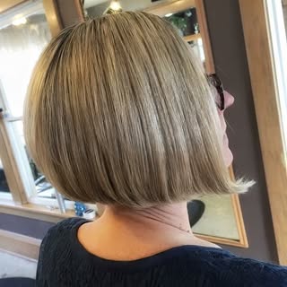 #bobhaircut #haircut by Michael Steen @fuadscreativehair #champaignurbana #champaignil #urbanaillino