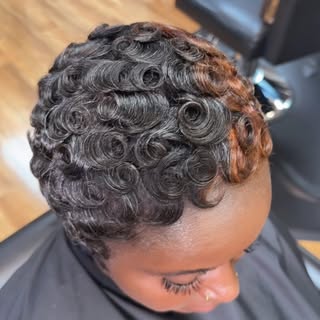 A pop of color goes a long way. 
Products used: @influancehaircare1 #influancehaircare1