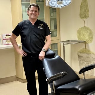 Quality ALWAYS comes before quantity in our practice. 

Unlike clinics that schedule multiple hair t