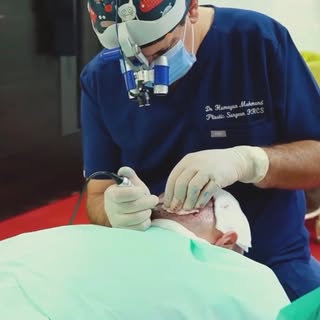 A successful hair transplant isn’t about complexity — it’s about precision, expertise, and care.

At
