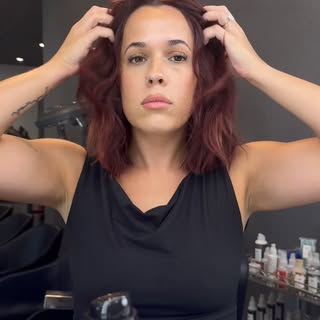 Summer waves 🌊 

#okchair #okchairstylist #hairtutorial #bobhairstyle