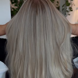 My favorite blondie 🌸✨

#okchair #okchairstylist #edmondhair #edmondhairstylist #blondehairokc
