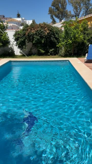 Te vienes a pasar conmigo un día en una casa en Estepona para celebrar un cumple Argentino como no c