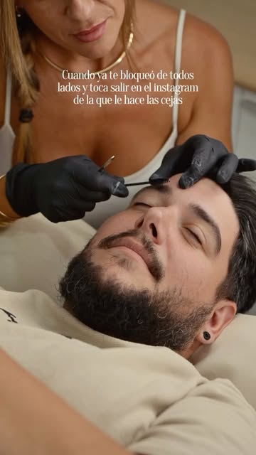 Cuando ya te bloqueo de todos lados y toca salir en el Instagram de la que le hace las cejas #tamara
