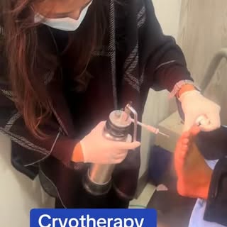 Freeze.Treat.Heal.
Cryotherapy treatment for warts and corns.❄️