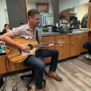 We love when musicians come in and let us take care of their hair and fashion needs.

We had such a 