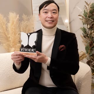 We’re proud to share that Nakatsui DermaSurgery has been awarded a Vivier Skin Diamond Award! 🏆 ✨

