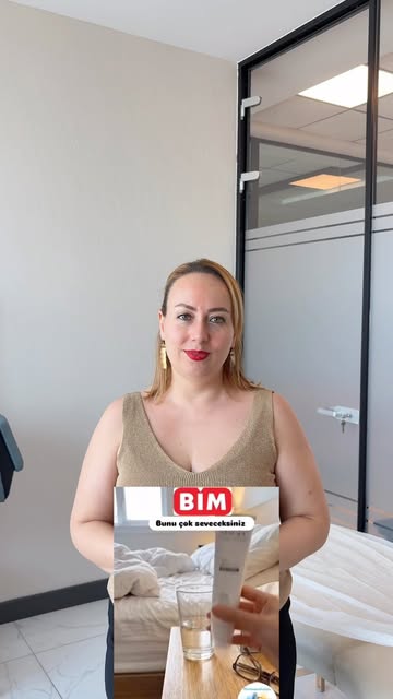 Hangi kremle cildimiz gençleşir!?
#krem #dermatologia #cilt #dermatolog marka gözüktüğü için mecbure