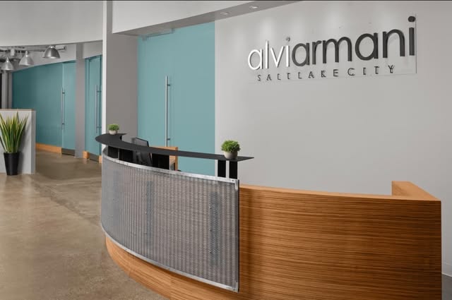 Alvi Armani Salt Lake City is led by Dr. Craig Barton, MD. Dr. Barton specializes in FUE hair transp