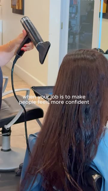 When your job is to make people feel more confident 🤍

It’s never just about the hair. It’s about t