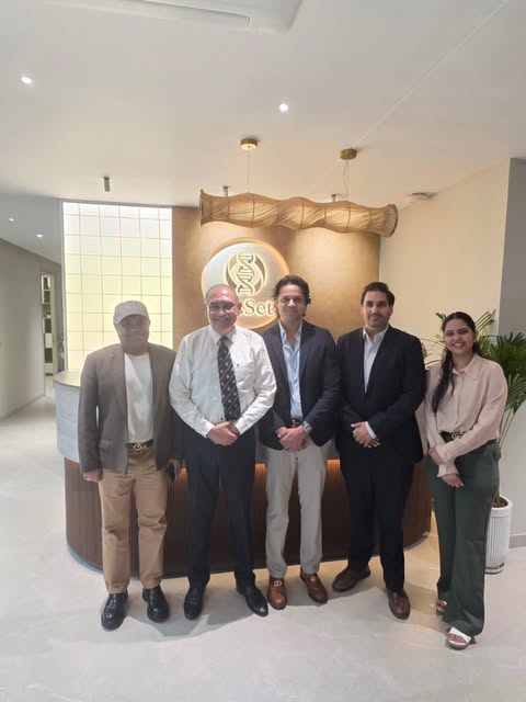 Inspiring conversations with the best in the healthcare ecosystem! 
It was an honor to meet Dr. G.S.