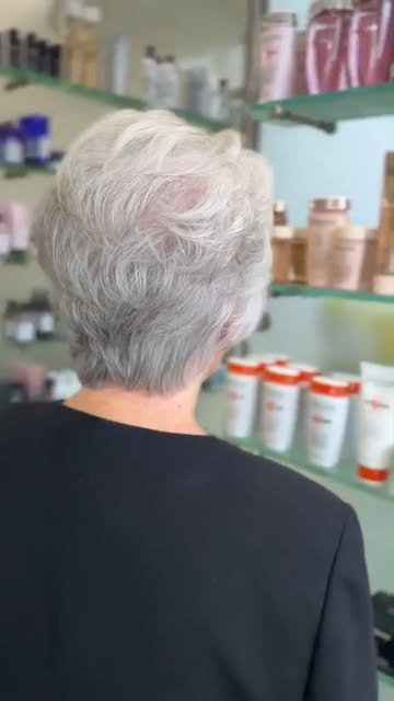 Beautiful hair has no age limit 💜

Amy at our Twyford salon has made the most of this client’s gorg