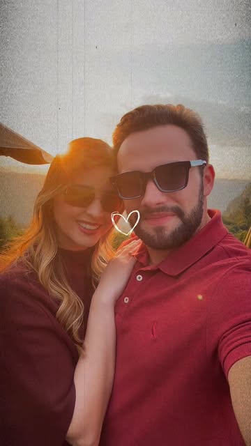 8 anos de nós ❤️

Oito anos atrás a gente disse sim- e ainda bem! 
Ainda bem que, entre tantos camin
