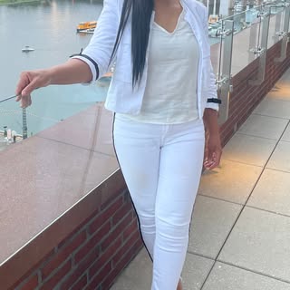 The price of success shouldn't be written on your scalp 👩‍💼

Your PROFESSIONAL RISE often comes wi