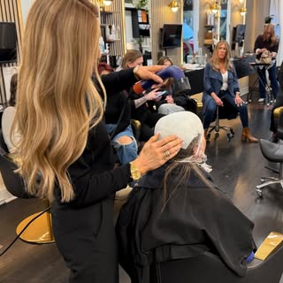 USA EDUCATION TOUR. Salon 554, Salem Oregon
#naturalcustomhair 
#hairlossusa 
#hairreplacement 
#sal
