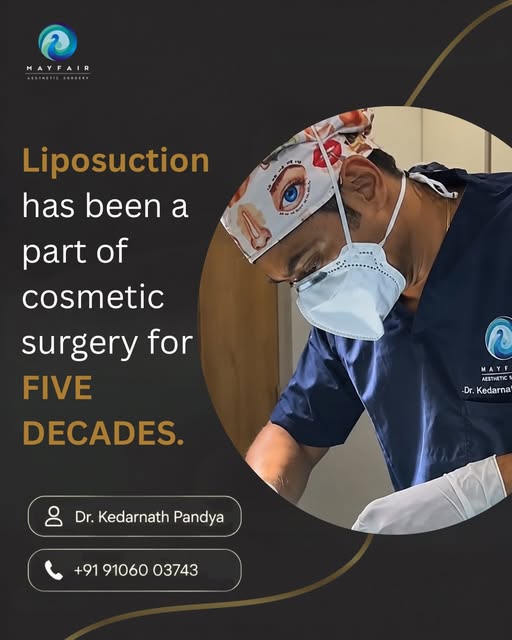 Less bulk. More definition. Visible change. ✨
Swipe through the before & after results of liposuctio