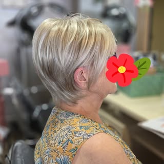 Retrouvez nous au salon Styl'line à Coulommiers, 15 rue du Docteur Arbeltier.
Pour prendre rendez-vo
