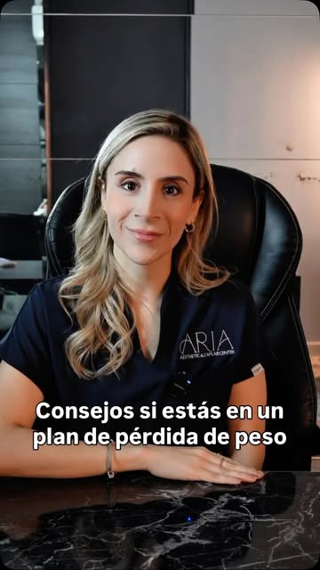 Nuestra nutrióloga te comparte 5 puntos clave para acompañar tu proceso de pérdida de peso de una fo