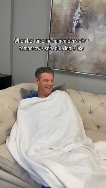 Tomorrow’s schedule really said: sleep while you can. 😭😂

Who else has made the mistake of checkin