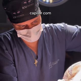 Mais de 20 anos transformando vidas em Belo Horizonte!

Sou especialista em cirurgia plástica e minh
