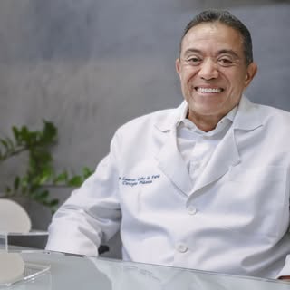Quando falamos em Lifting Facial, muitos imaginam algo drástico, mas minha abordagem é totalmente di