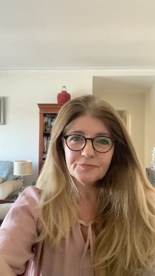 It’s ok to style your hair - even when you’re experiencing extra hair shedding. And for all of us, w