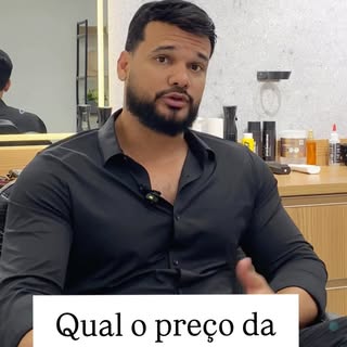 Na prótese capilar, o barato pode sair muito caro. 
Mais do que preço, você precisa avaliar acabamen