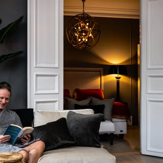 Sliter du med tynt hår? Her er 5 tips for å pleie og ta vare på håret 👩‍🦰👨‍🦲

1. Reduser stress: