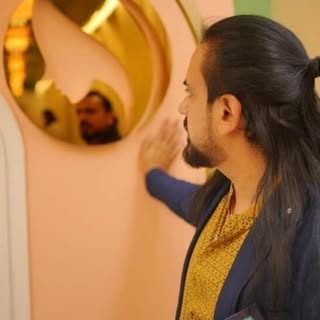 @chawla_india chose GFC Therapy at DermaLinks to tackle hair thinning — and the results speak for th