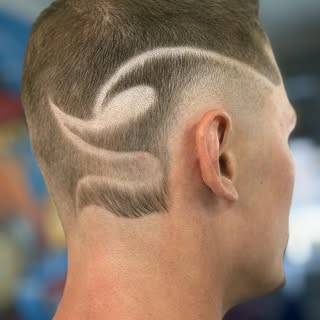 Sometimes people say “just do your thang”…and then I do!  #Corvettethebarber #AllINeedIsALinin #Barb