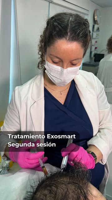 Dos meses después de iniciado el tratamiento, realizamos la segunda sesión con tecnología Exosmart, 