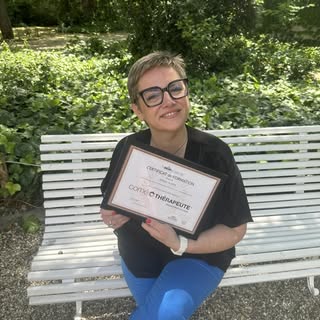 Depuis toujours, je suis passionnée par la peau… mais aussi par l’humain. Mon objectif a toujours ét