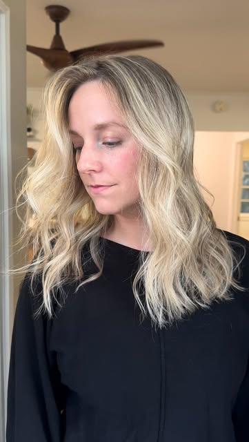 Lighter, brighter, healthier. ✨
We’re leaving overprocessed blonde in the past.

Our approach to col