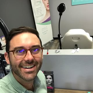 I just spent the afternoon training to remove #spiderveins!! I now have two options for treatment, #