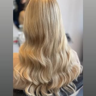 Wedding ready for this beautiful future  bride 👰🏼. Sharon added 75 bonds in 2 colours in 40cm. Con