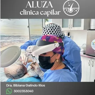 ✨ TU CABELLO MERECE MANOS EXPERTAS Y CÁLIDAS ✨

¿Pensando en recuperar tu cabello? La técnica FUE (E