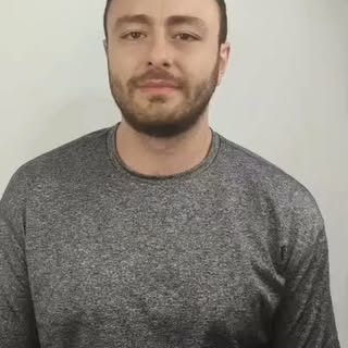 Hace 3 meses, Juan Felipe estaba perdiendo cabello todos los días 😔
Hoy, no puede dejar de tocársel