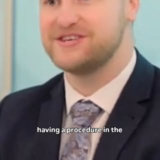 BIGGEST MISCONCEPTION ABOUT HAVING A HAIR TRANSPLANT IN THE UK 🇬🇧

Lewis chose to have his procedu
