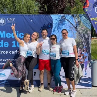 O parte din echipa @clinicaoptimum a fost astăzi la sport! 😄
A se vedea că putem fi profi și amuzan